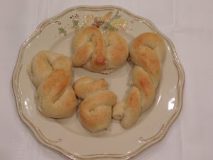 Read more about the article Fantastic Soft Baked Pretzels to Make With Kids