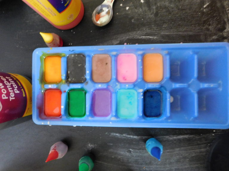 Read more about the article How to Make the Best Homemade Watercolors