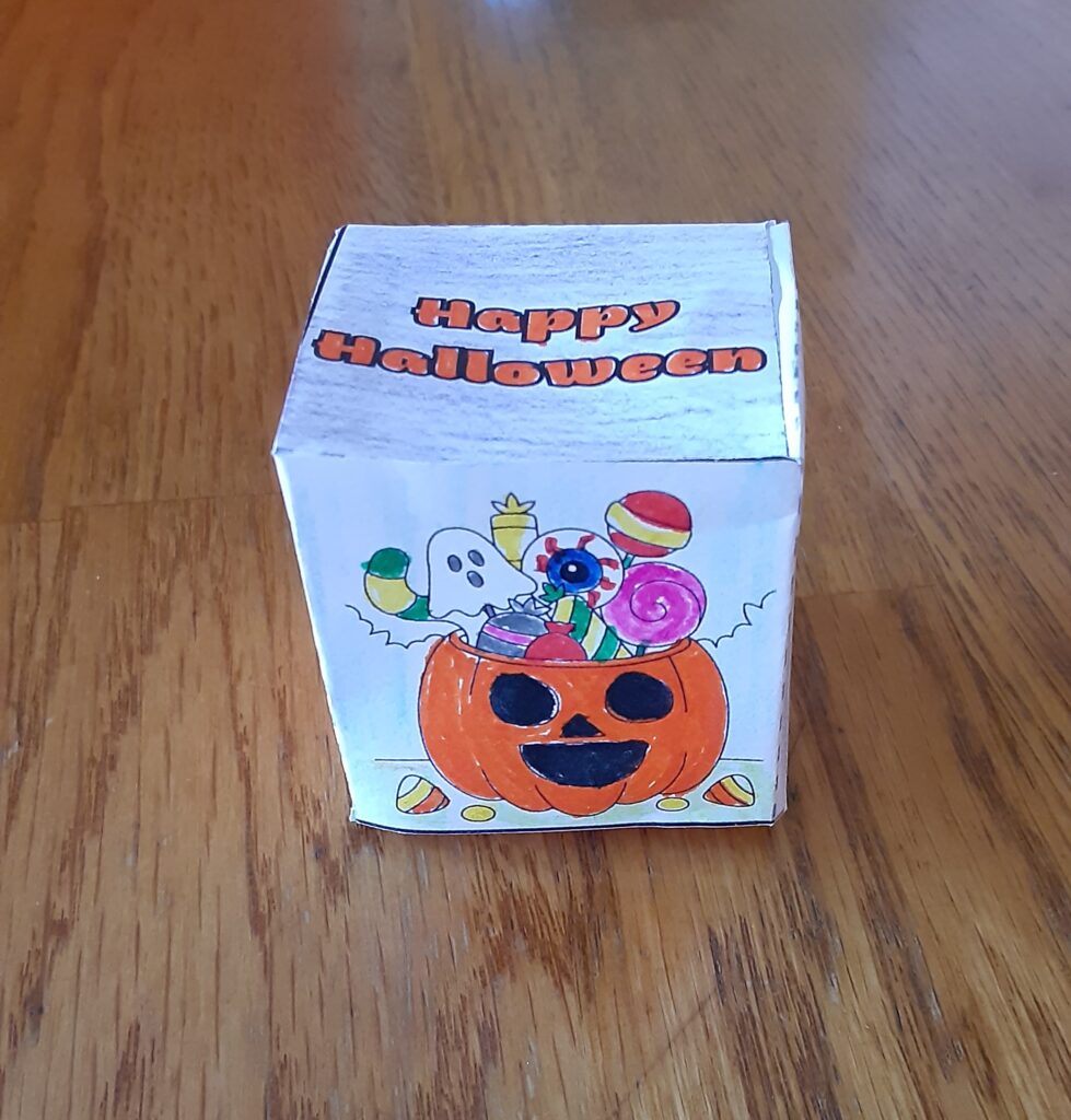 finished DIY paper box for Halloween